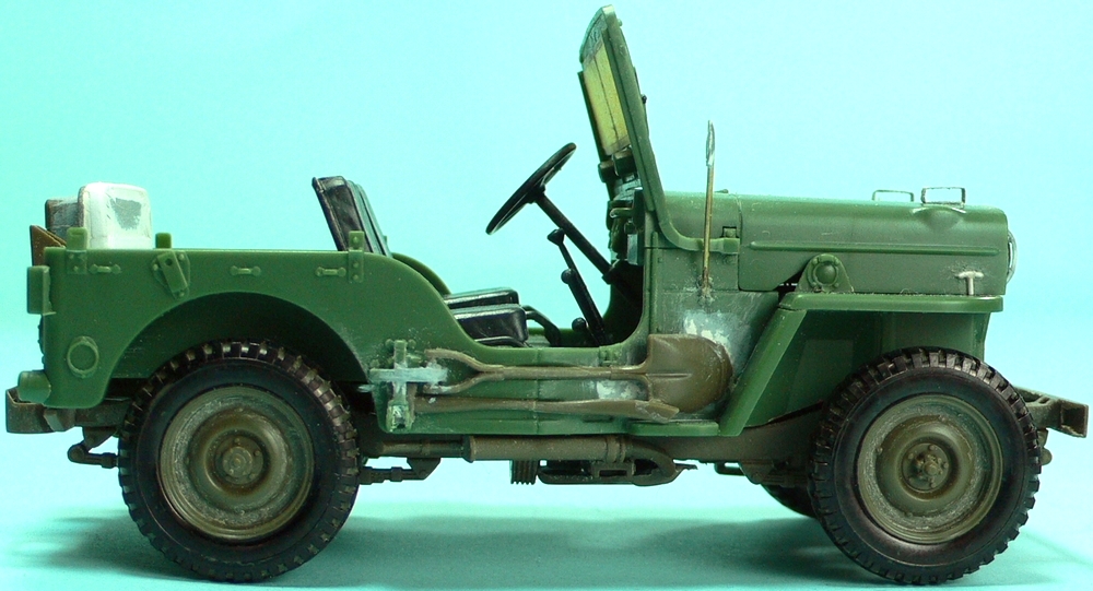 三菱ジープJ4A（ウイリスCJ3B）