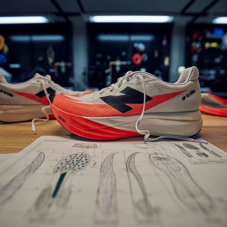 New Balance、最新ランニングシューズ「FuelCell SuperComp Elite v5
