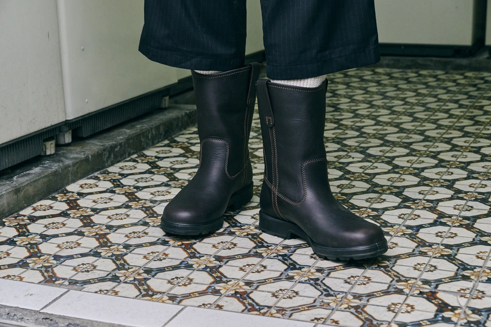 Blundstoneが新作「リガーブーツ」を発売、ワークブーツを現代スタイル