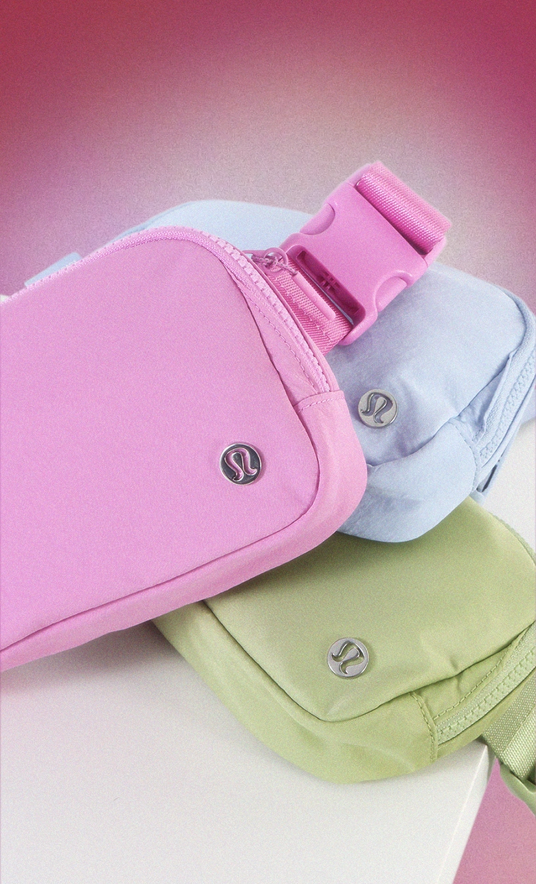 世界中のルルレモンで大人気の Everywhereベルトバッグに 新色