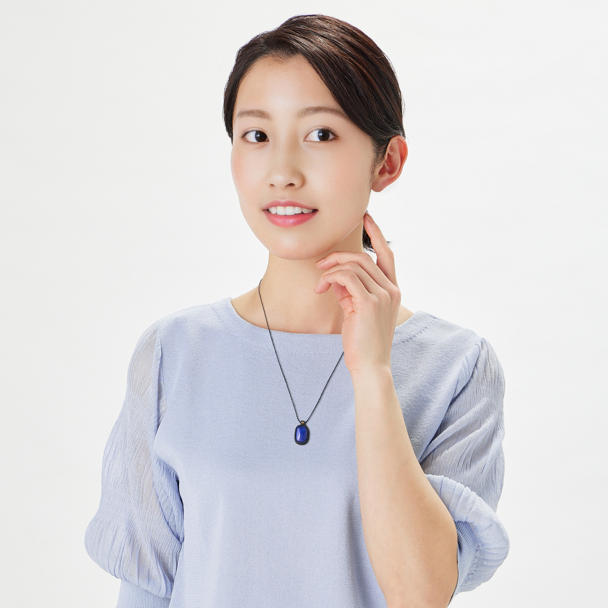 ラピスラズリレクタングル 18KYG マクラメ編みネックレス ツキノカケラ