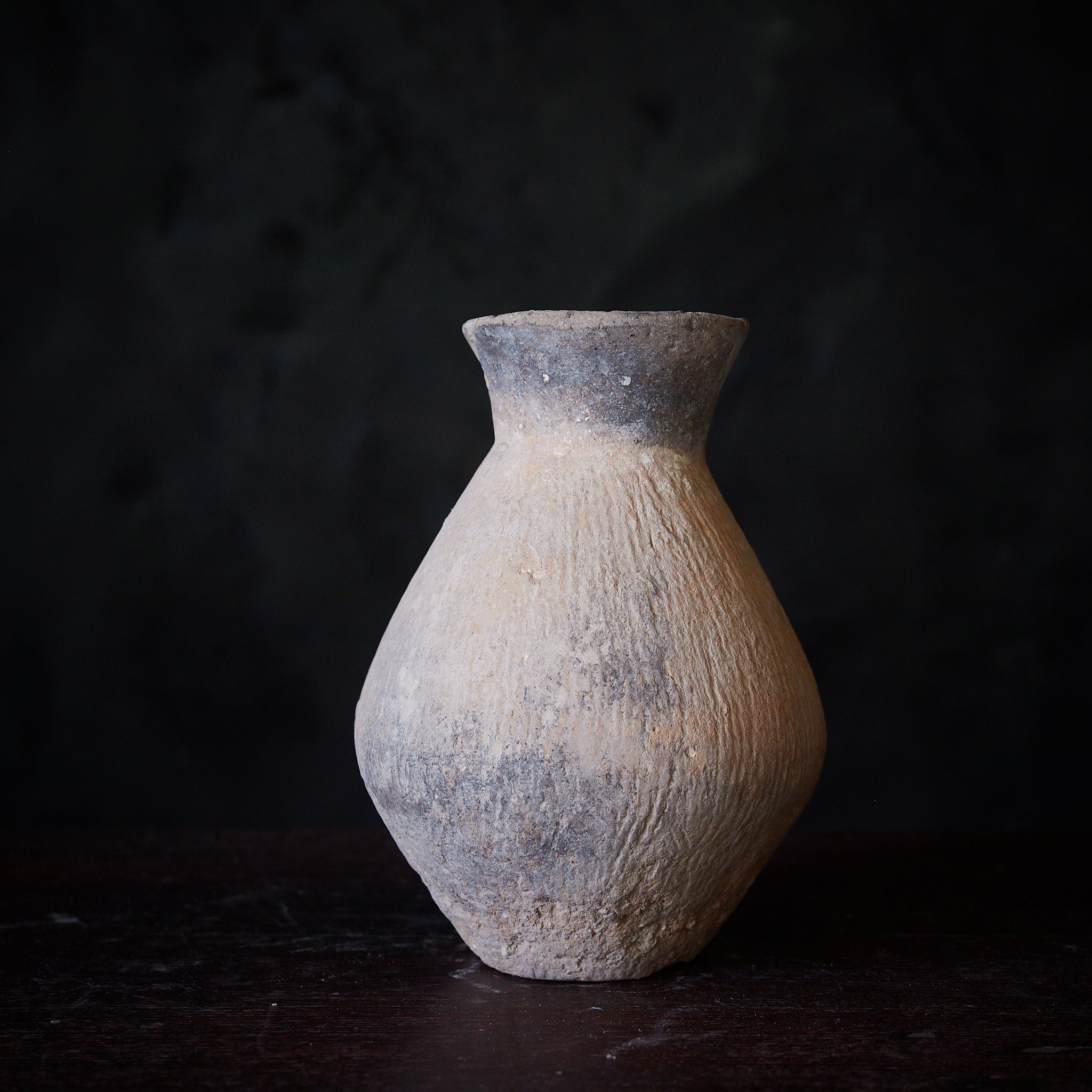 弥生時代 壺形土器 a（300BCE–250CE） | 入蘆花（ロカニイル）