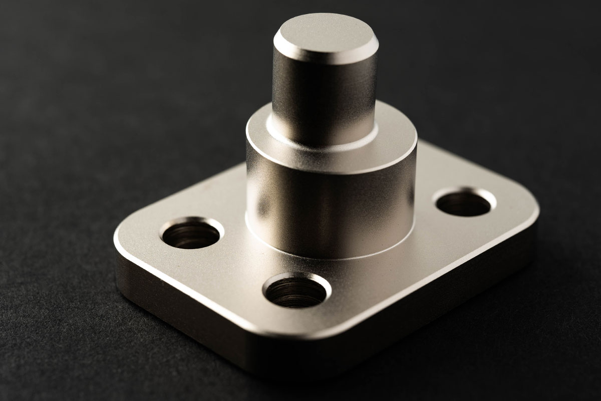 ジムニー専門店 レインボーオート Rainbow Auto / 偏芯キングピン（2度）