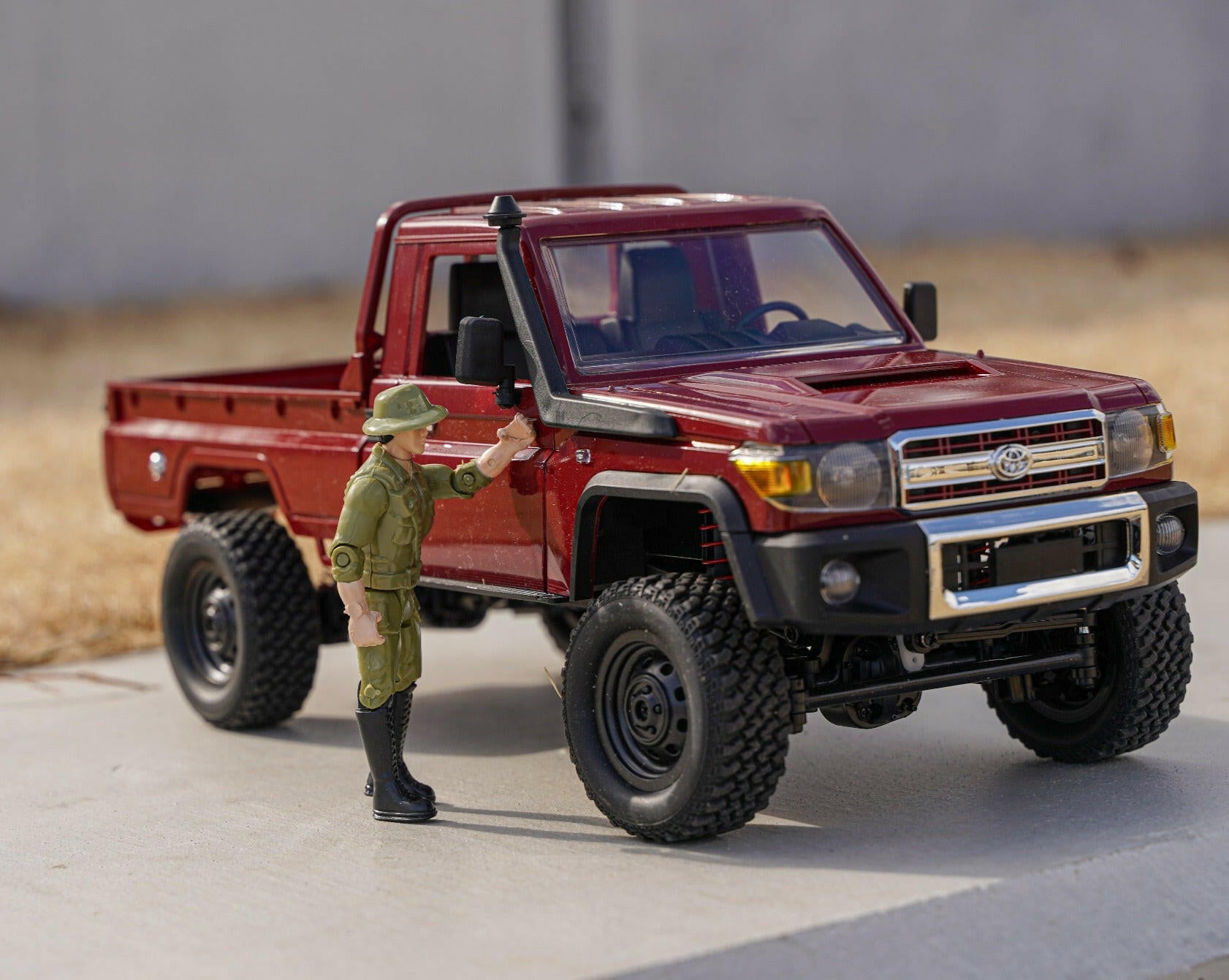 WPL レイウット 1/12ランドクルーザー79 WPL レイウット 1/12