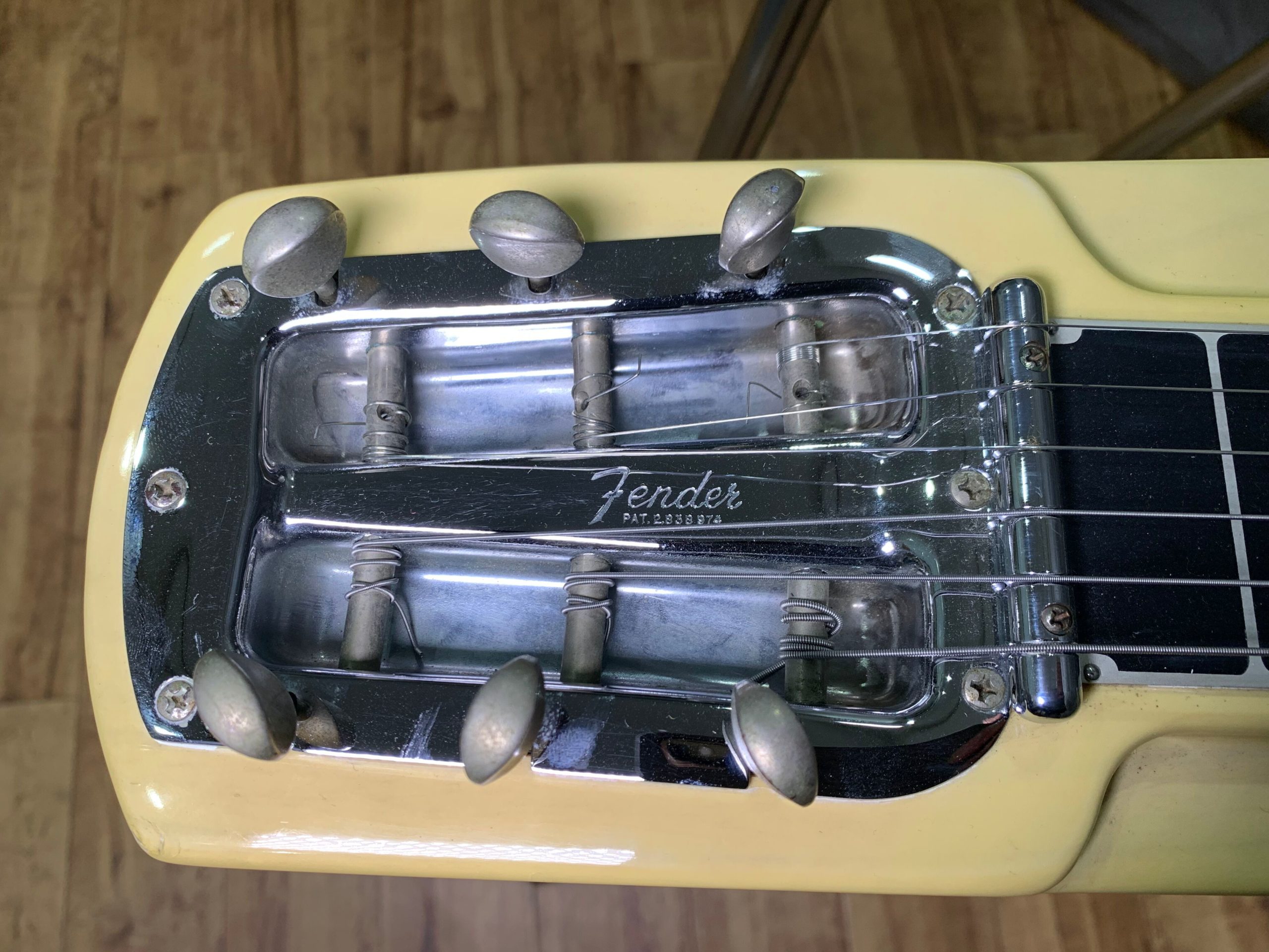 Fender DLX-6 | RGS Guitar School