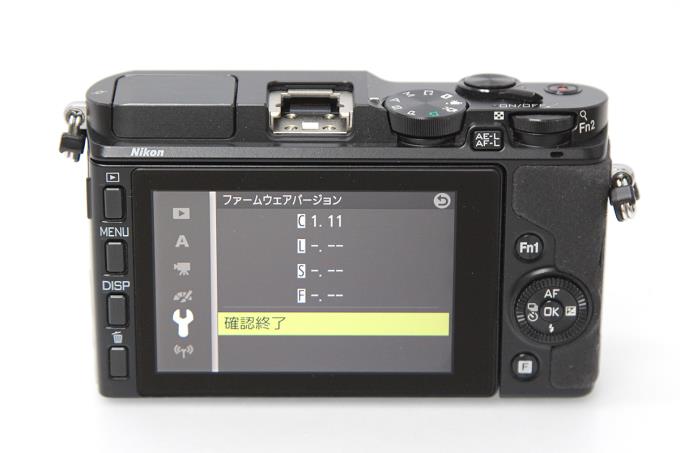 Nikon 1 V3 ボディ ファインダー グリップ付き M224-2E3 | ニコン