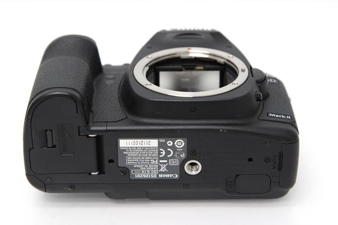 T*.様 【値下げ中】シャッター数7178回 Canon EOS 80D 一眼レ T*.様