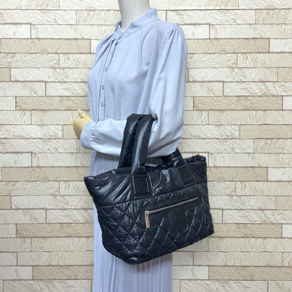 CHANEL シャネル スモール コココクーン ハンドバッグ ナイロン