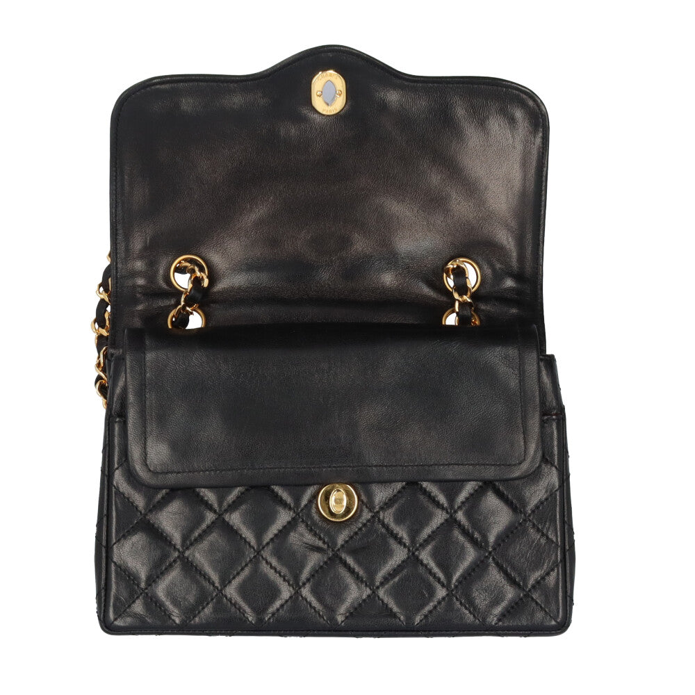 CHANEL シャネル パリ限定 マトラッセ ショルダーバッグ ラムスキン