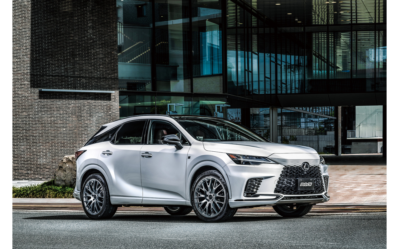 コンサバデザインを極めたホムラ『2x9R』登場！エッジ感が生み出す