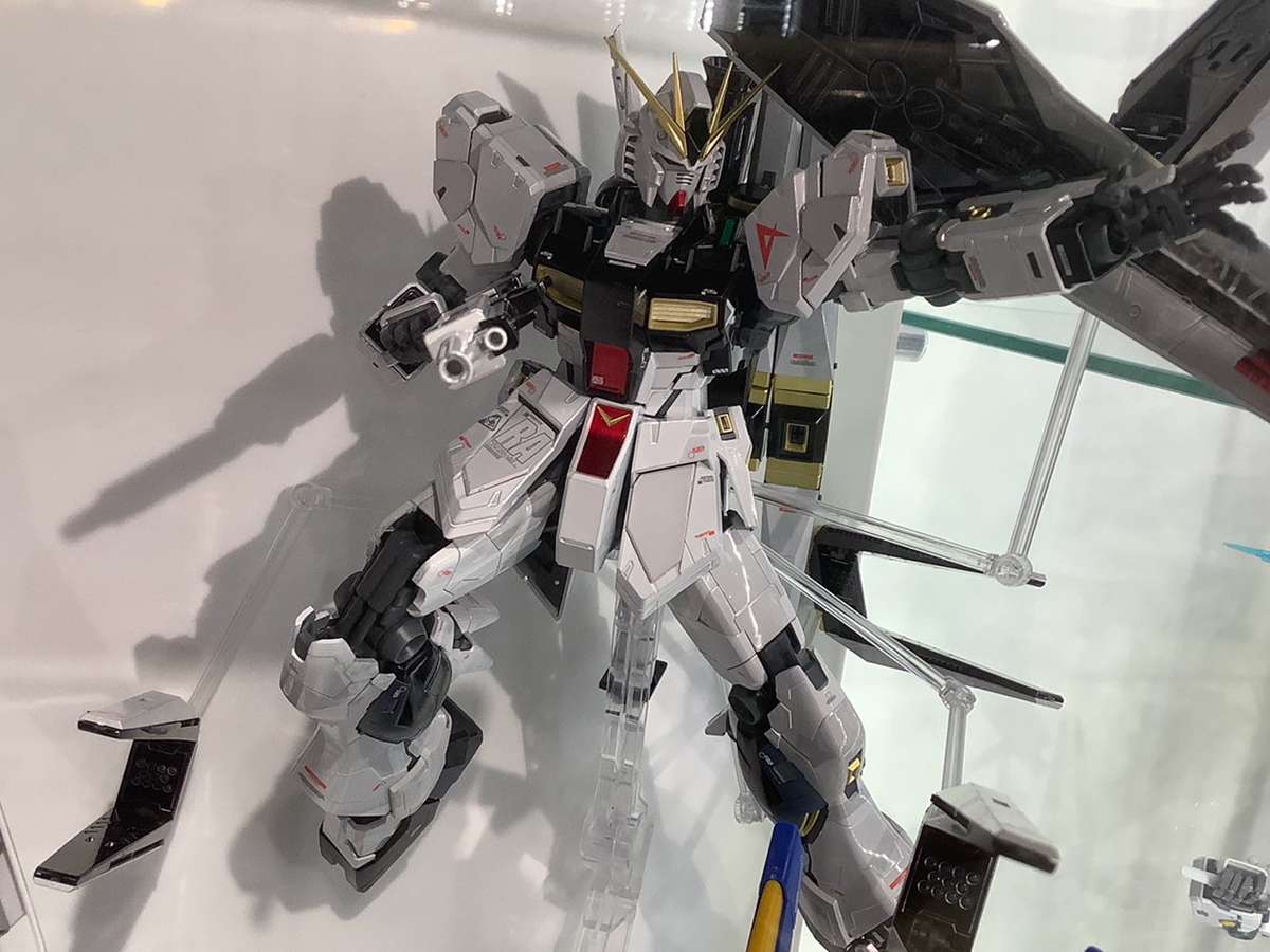MG νガンダム Ver.ka チタニウムフィニッシュ組み立て編 | オレVIEW.com