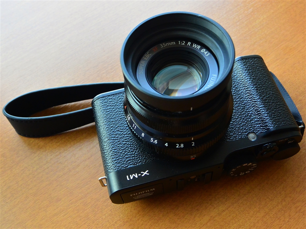 価格.com - 『X-M1+35mmF2』富士フイルム FUJIFILM X-M1 ボディ