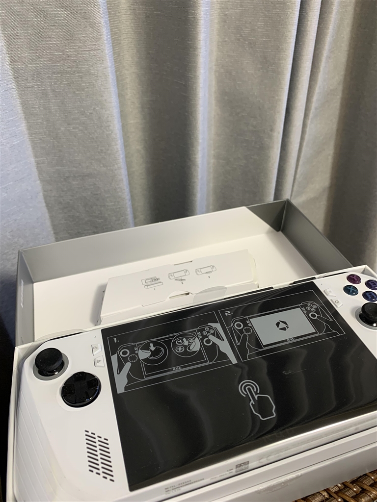 価格.com - 『開封の儀。』ASUS ROG Ally RC71L-Z1E512 [ホワイト