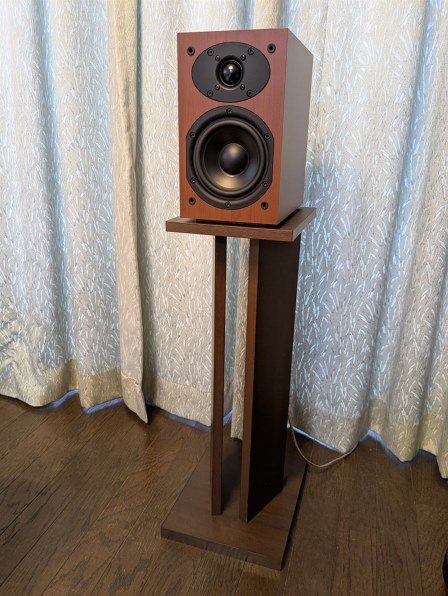 評判通り。立派な音を安く買えて有難い。コンパクトで扱い易い