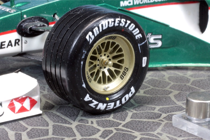 Model Force K 1/20 ジャガー R1 コスワース ブラジルGP 2000 エディ