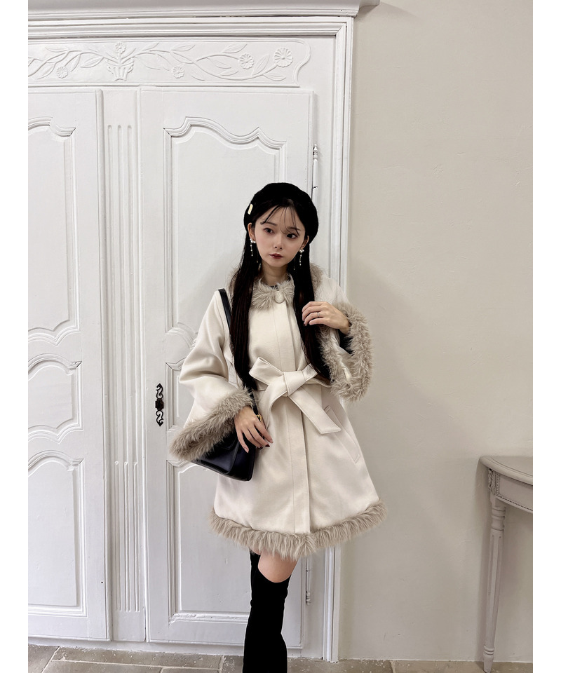 ノーカラーフレアスリーブコート｜MIIA ミーア 商品詳細｜ファッション