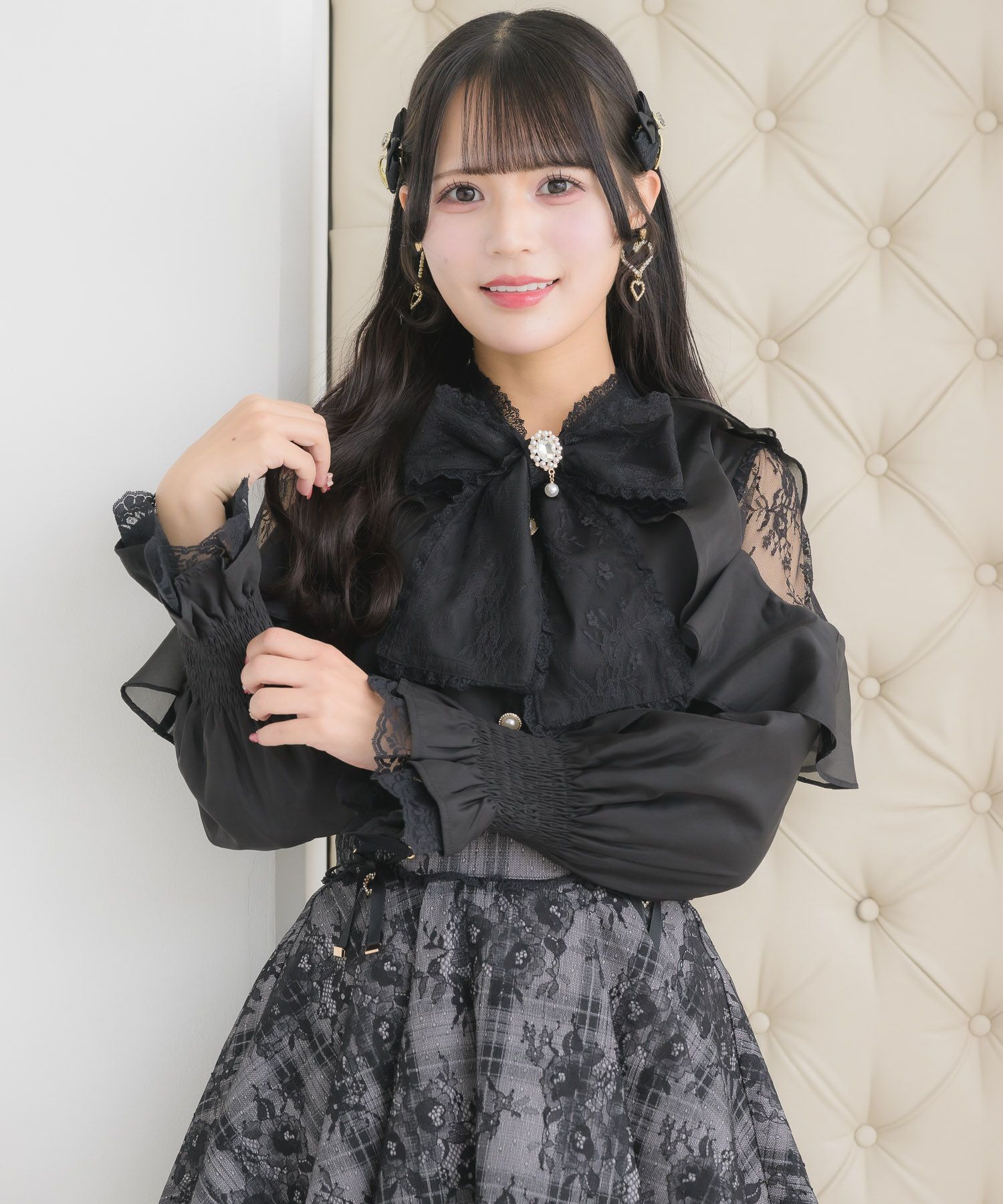 ボウタイリボンラッフルブラウス | Rlab store