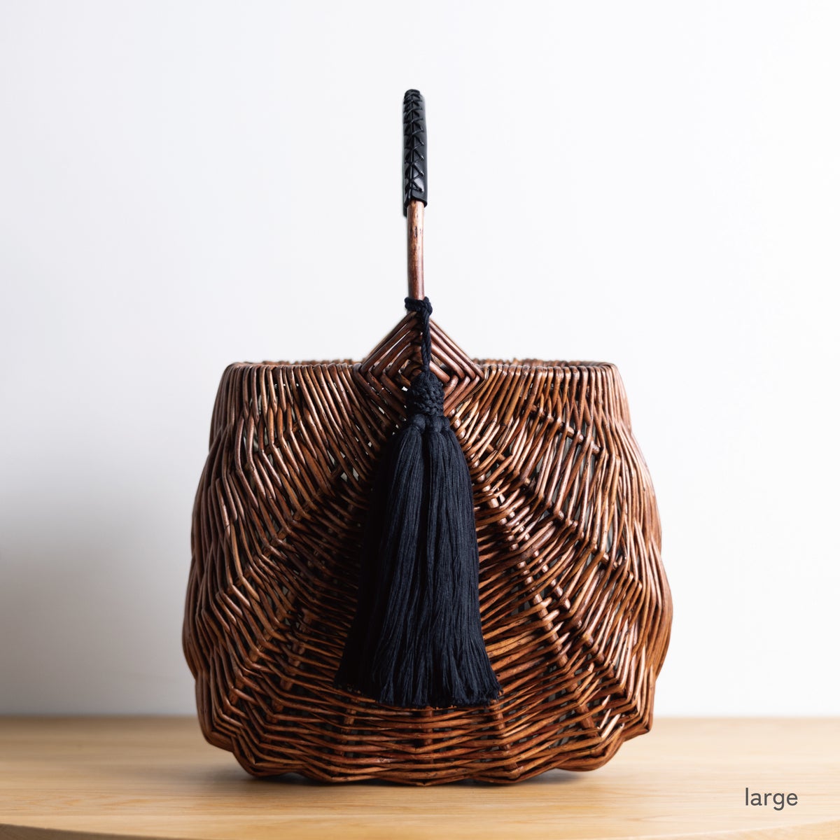 Pale Jute weekend basket | 石田ゆり子さんが一緒に暮らすものたち