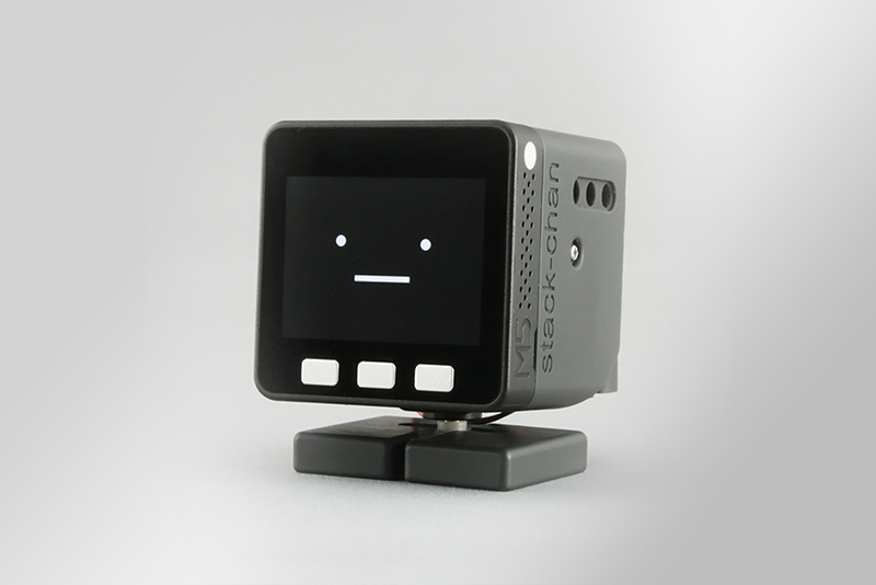 手乗りサイズのコミュニケーションロボット「ｽﾀｯｸﾁｬﾝ」のアールティVer