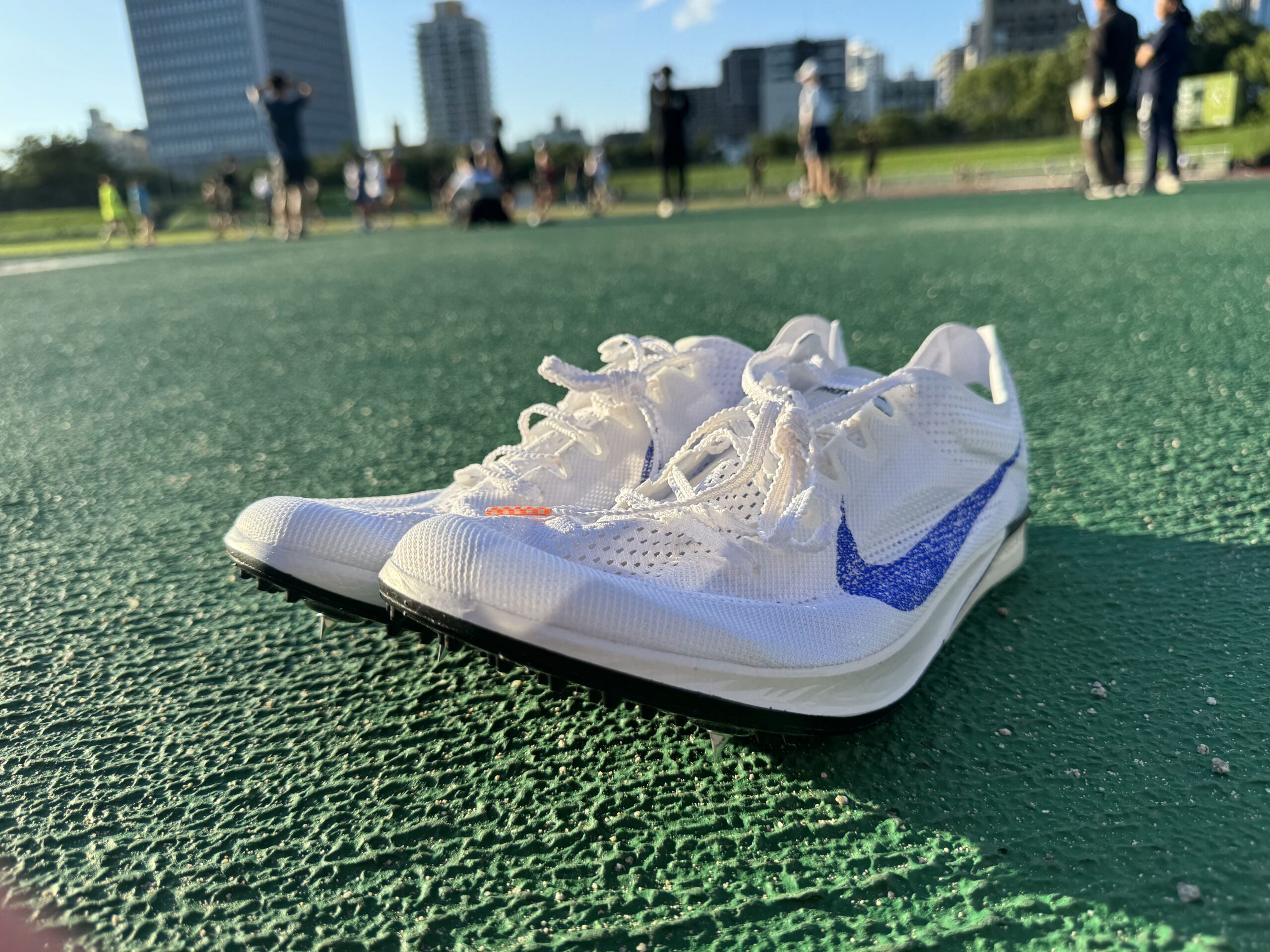 レビュー】ナイキ ドラゴンフライ2 厚底のようなスパイク | ランハイク