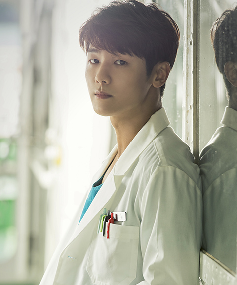 キャスト・スタッフ｜韓国ドラマ「病院船～ずっと君のそばに