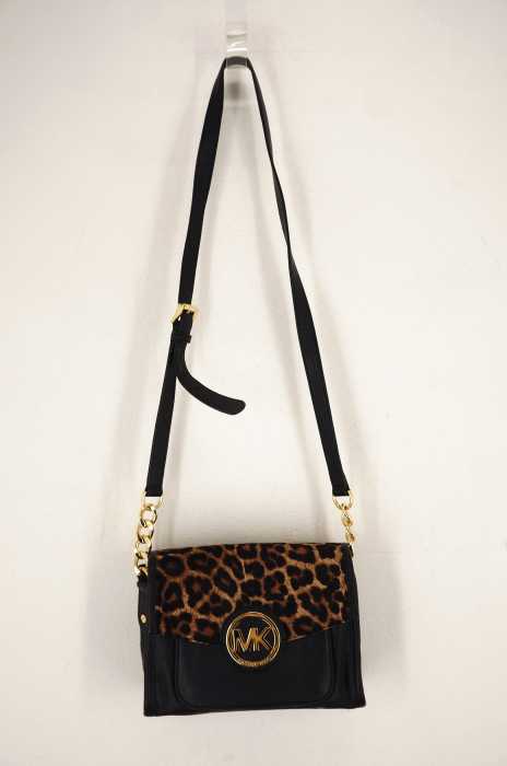 MICHEL KORS（マイケルコース） レオパード切替ショルダーバック