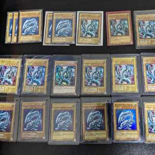 遊戯王 初期 約100枚とおまけ 引退品 まとめ売り 遊戯王 引退品 まとめ