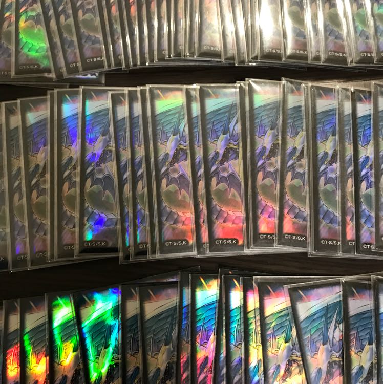 遊戯王絶版スリーブ究極宝玉神レインボードラゴン75枚初期スリーブ