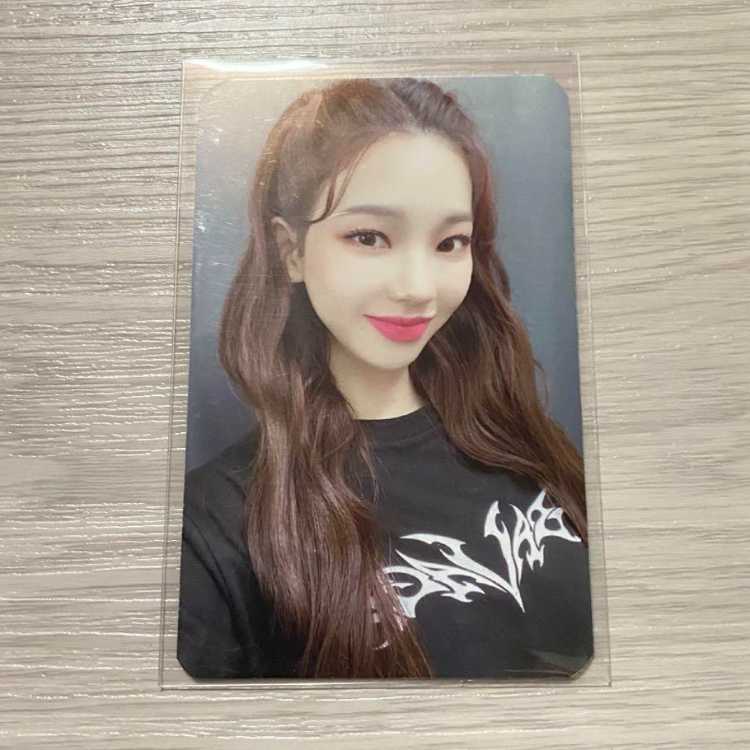 ☆SGS限定☆ aespa エスパ カリナ トレカ Deluxe Box 1枚の通販 TT