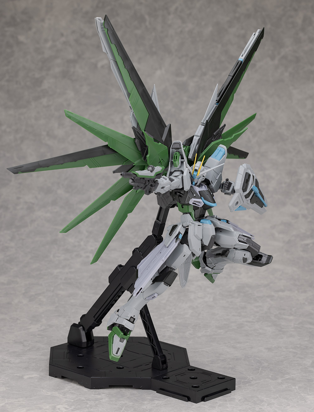 GUNDAM NEXT FUTURE限定 MG フリーダムガンダム Ver.2.0（リアルタイプ