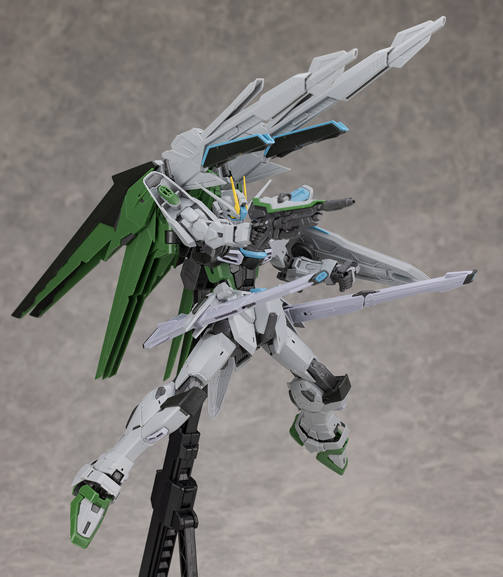 GUNDAM NEXT FUTURE限定 MG フリーダムガンダム Ver.2.0（リアルタイプ