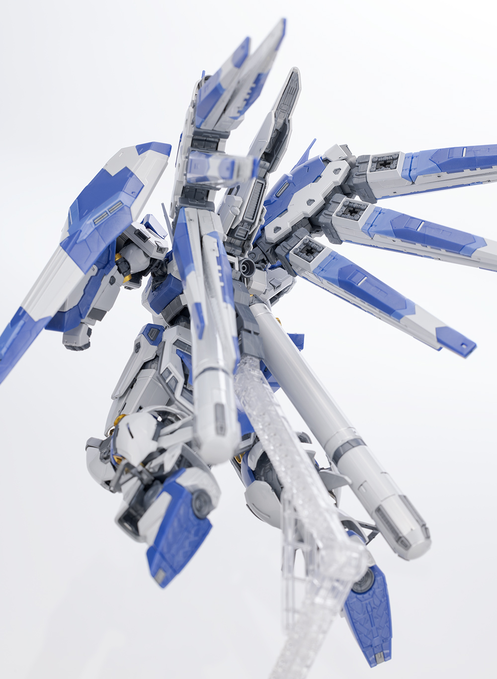 RG ガンダムベース限定 Hi-νガンダム [チタニウムフィニッシュ] レビュー