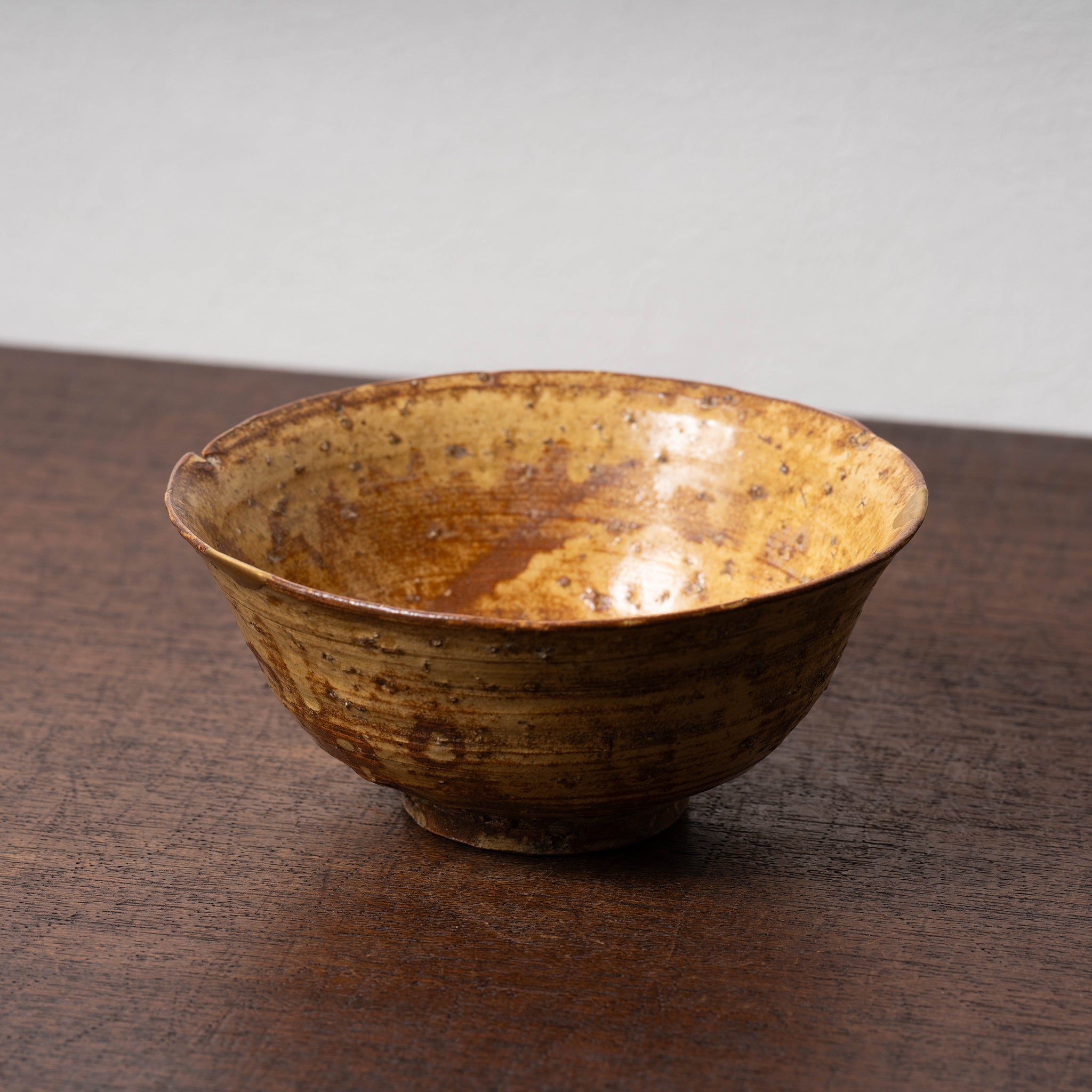 李朝 黄伊羅保茶碗 – 燦禾 SANKA