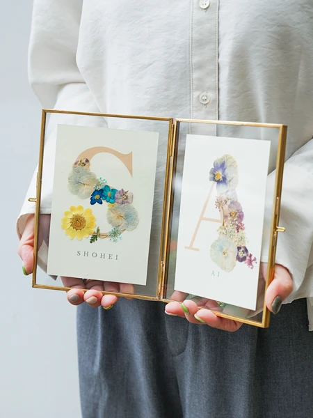 押し花のフレームアレンジ 全面｜おしゃれな祝い花通販Sakaseru