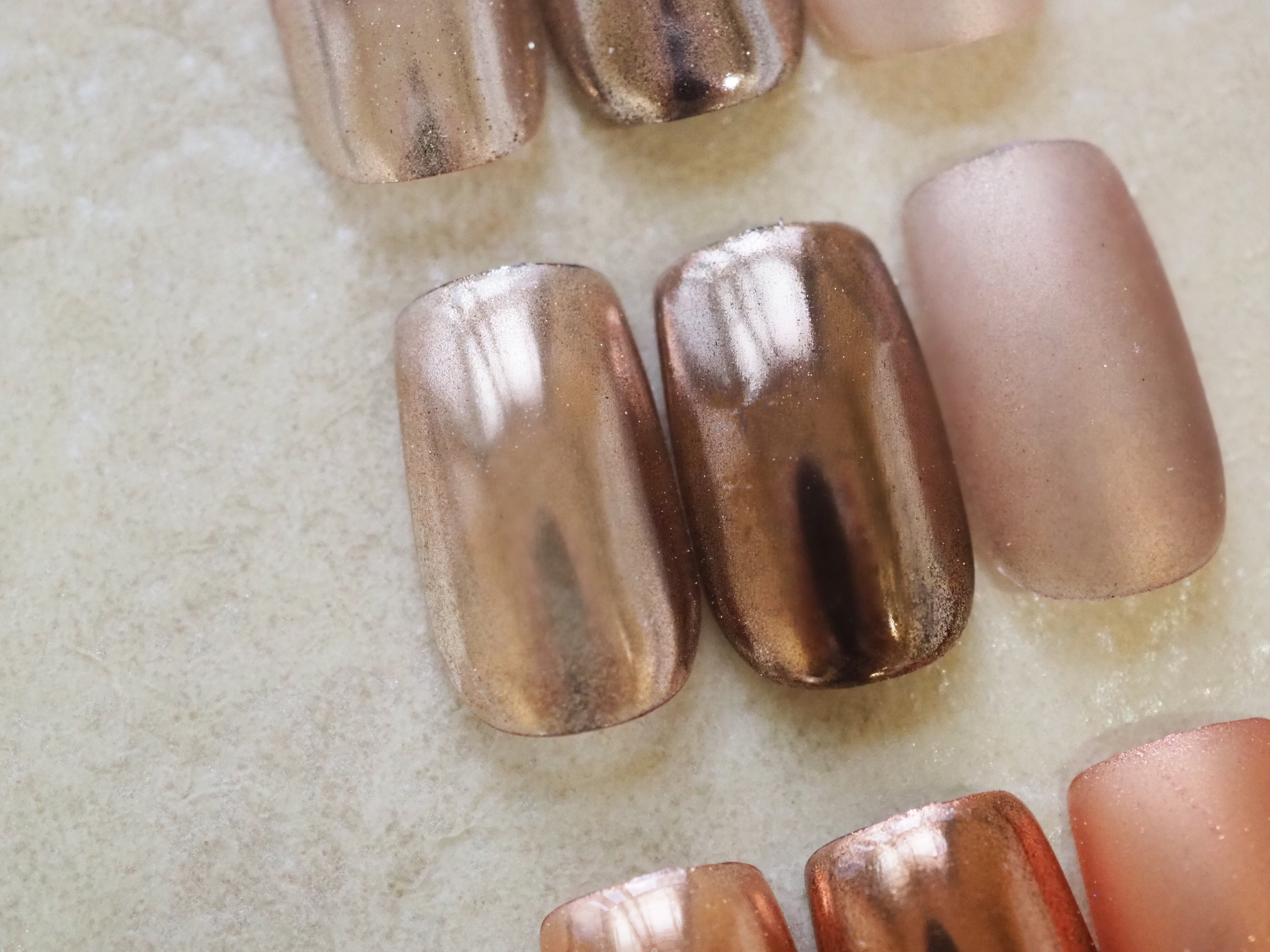 POWDER | Salon de Vi2