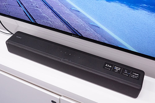 お手軽設置でテレビの音をイイ音で！ソニー サウンドバー「HT-S200F