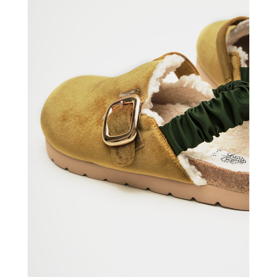 フラット サボサンダル （カーキ ベルベット） -Emma Francis / エマ