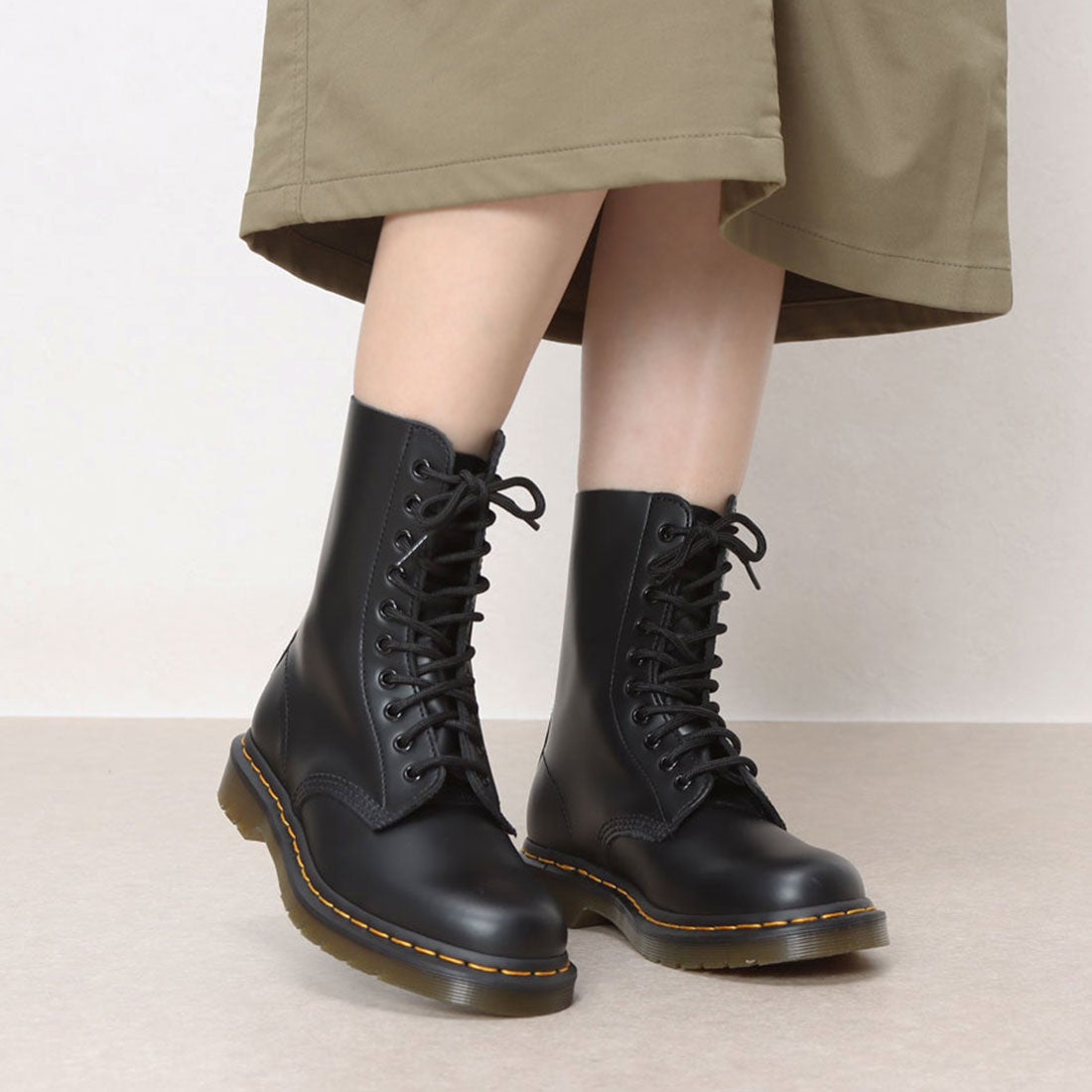 ドクターマーチン Dr.Martens レディース 10ホールブーツ 1490
