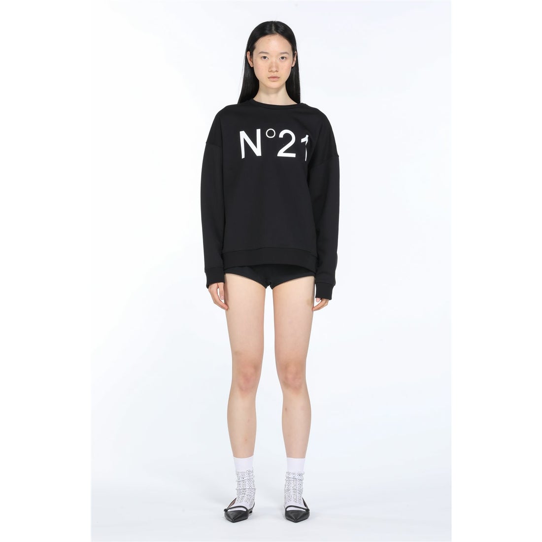 ヌメロヴェントゥーノ N21 ロゴ スウェットプルオーバー （BLACK