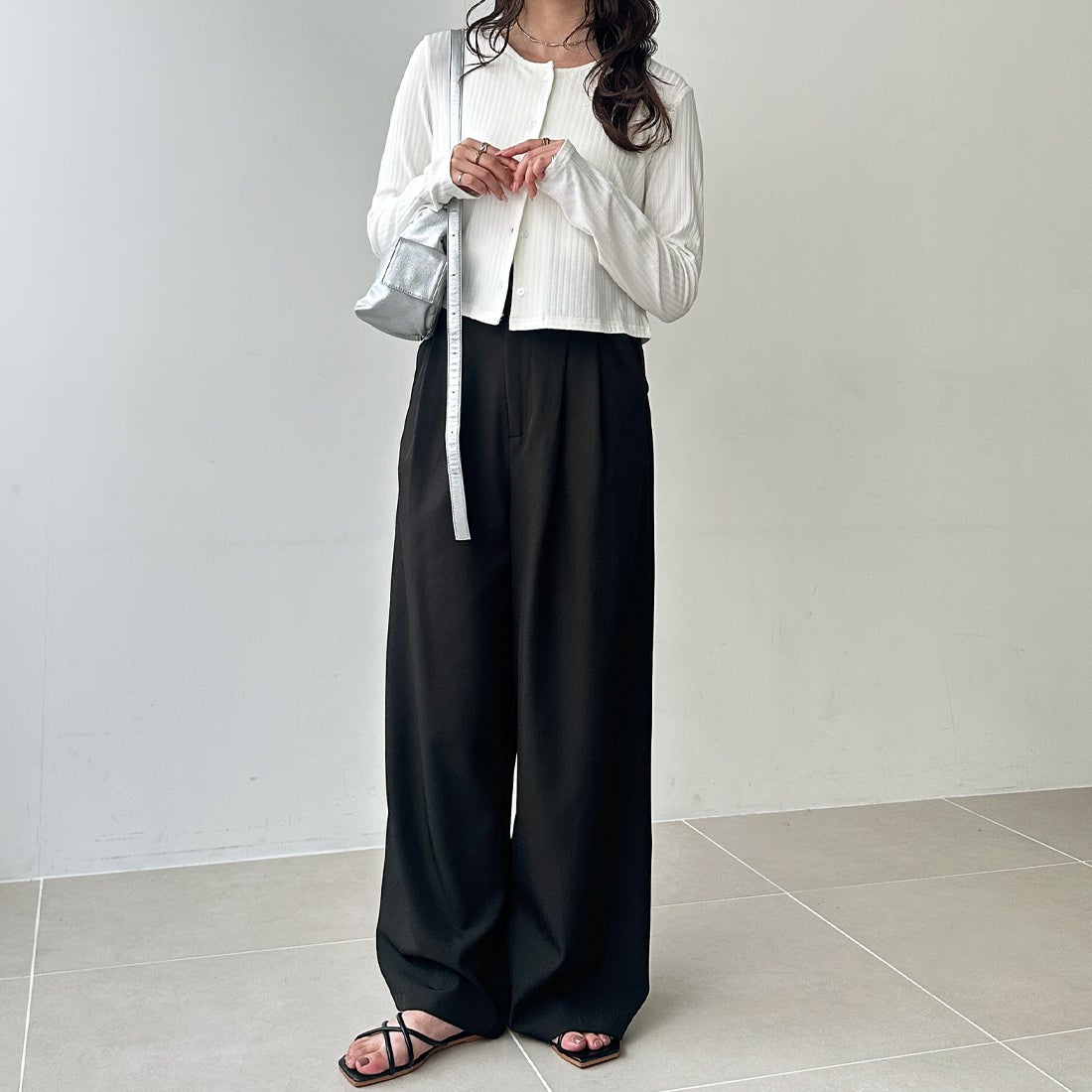 ジーラ GeeRA 上品見え！ハイウエストダブルタックワイドパンツ