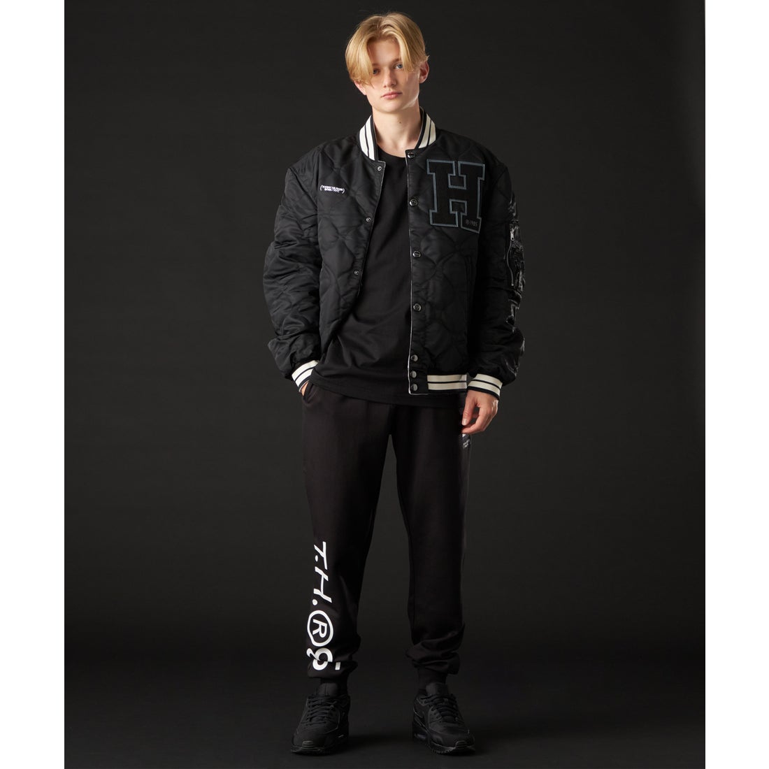 トミー ヒルフィガー TOMMY HILFIGER MONOCHROME CAPSULE COLLECTION