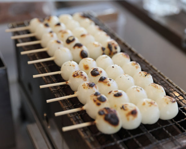 みたらし団子 – 成寿庵