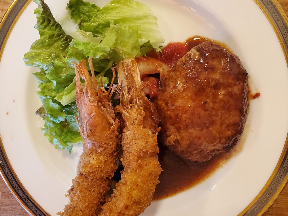 レトロなたたずまいのこだわり洋食レストラン 平塚―「洋食エイト