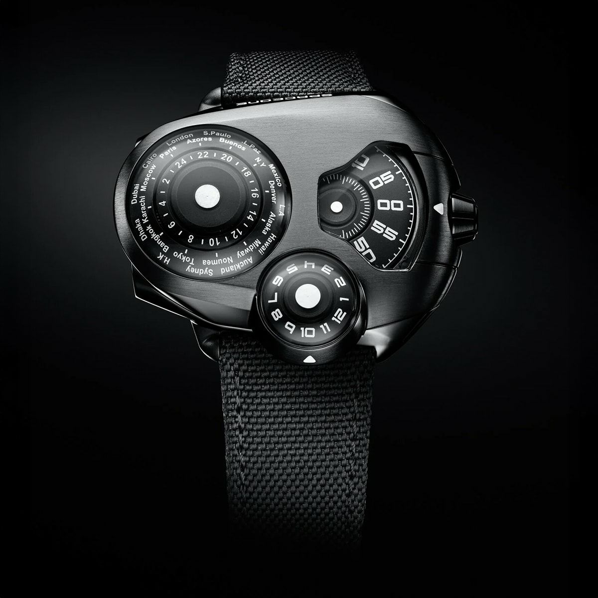 フランス・パリ発 宇宙を腕元に届ける革新的ウォッチブランド