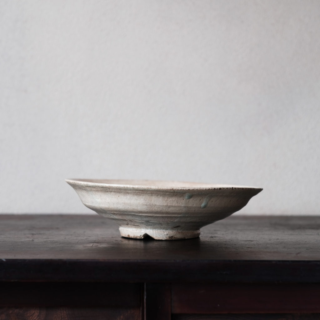 李氏朝鮮 金海 堅手平茶碗 | 骨董と詩学 Antique & Poetics | 蛇韻律