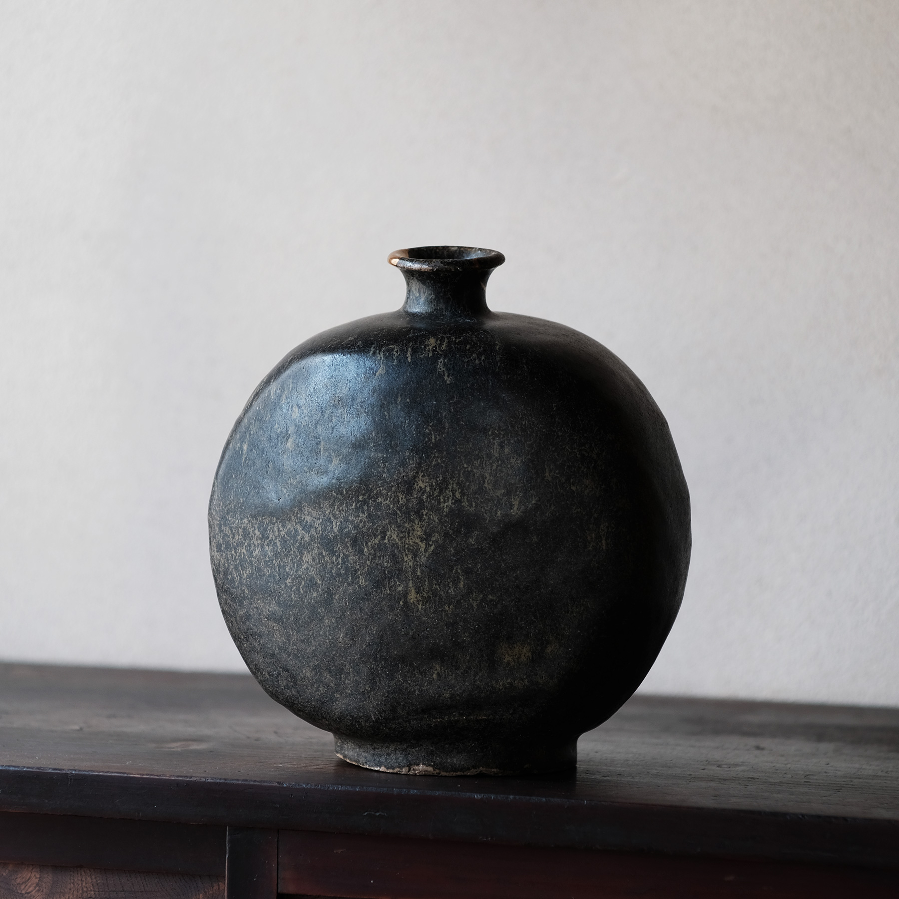 李氏朝鮮 黒高麗扁壷 | 骨董と詩学 Antique & Poetics | 蛇韻律