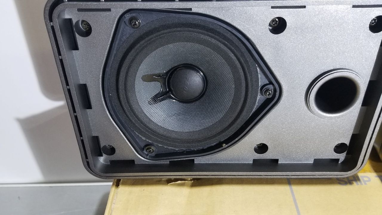 スピーカー・ウーファー BOSE CORPORATION MODEL 101SDVM Yahoo