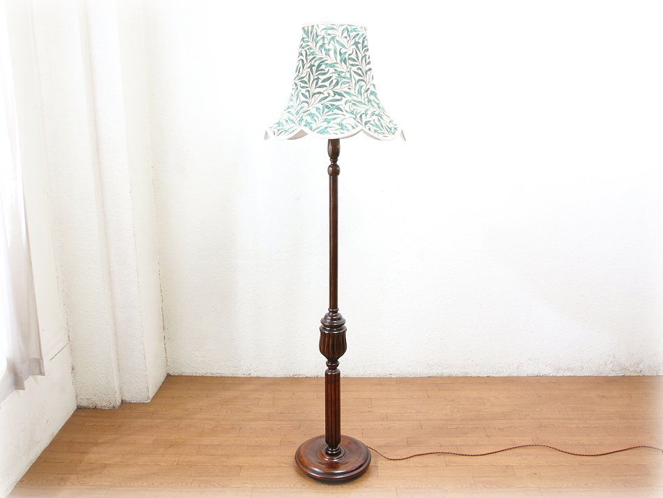 ディズニーストア パイレーツ・オブ・カリビアン フロアライト ランプ