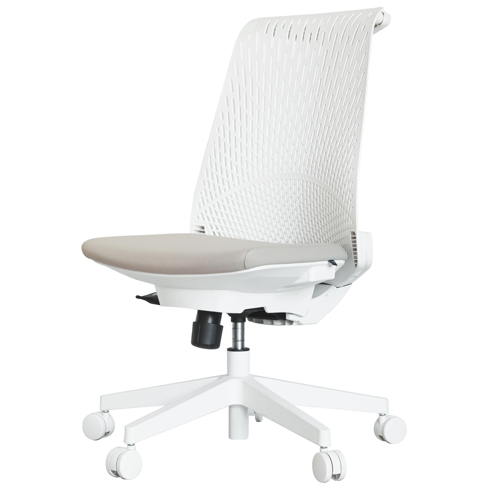 サリダチェア YL6 ハイバック YL6-W-WHSB｜オフィスチェア｜イトーキ