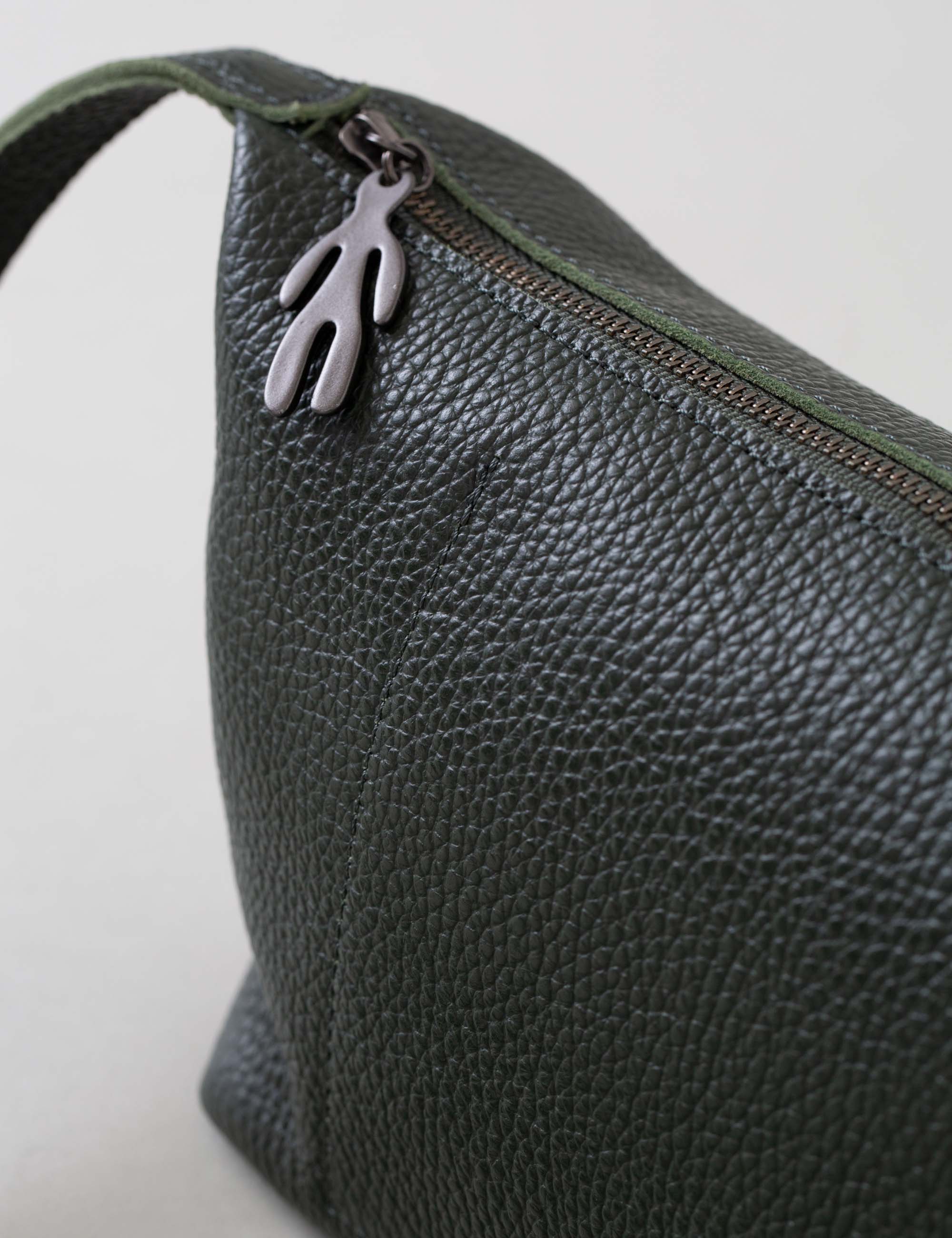 牛革台形ミニショルダーバッグ / ヨーガンレール | ヨーガンレール